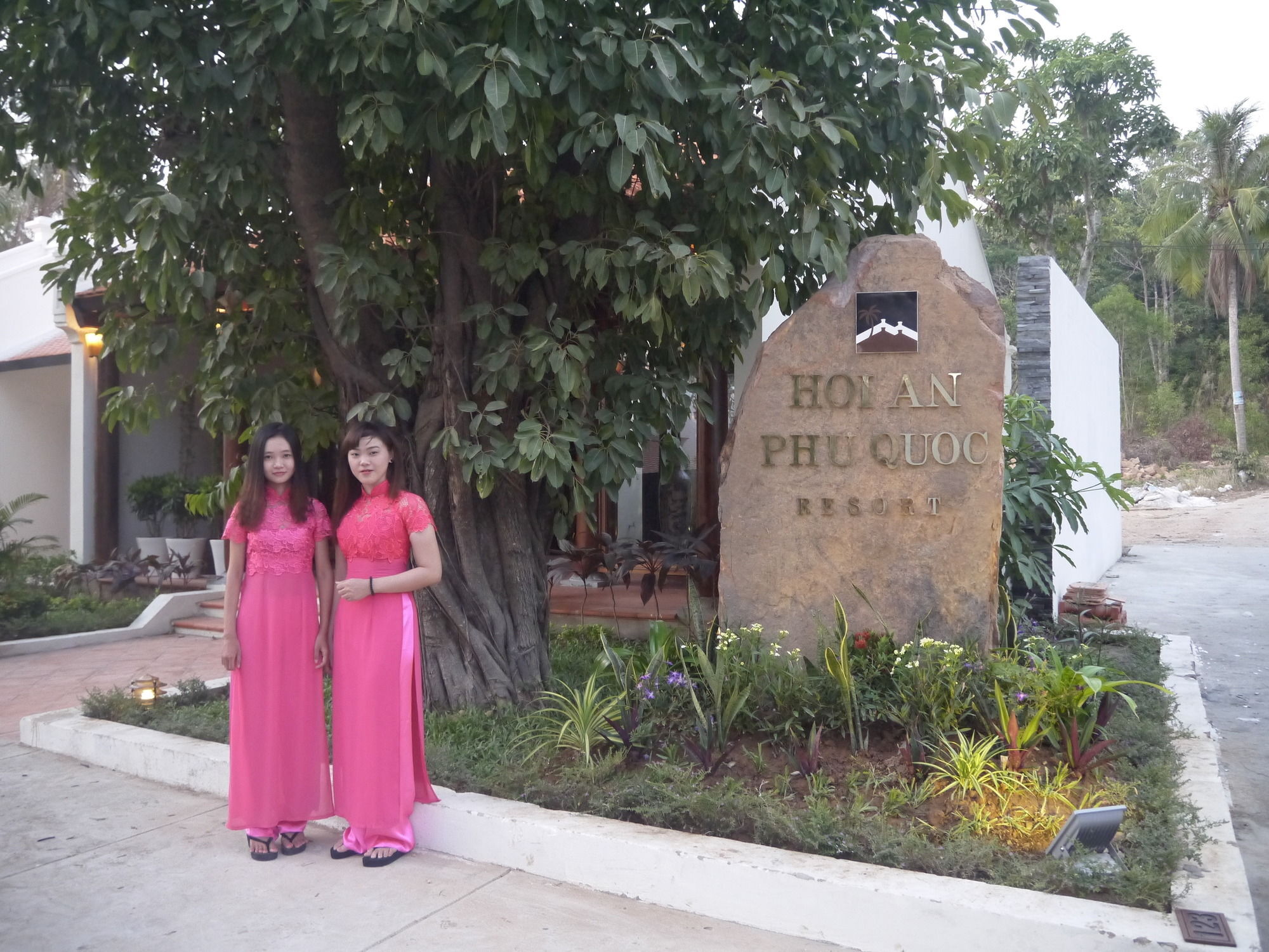 Hoi An Retreat Phu Quoc Hotel Exterior photo